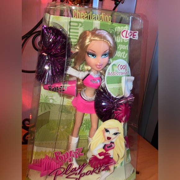 SEALED! Bratz Play Sports Cheerleading Cloe 10